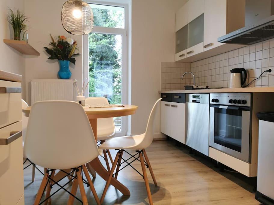Your Cozy Appartment In Wuppertal: Wupper-Home 2 Eksteriør billede